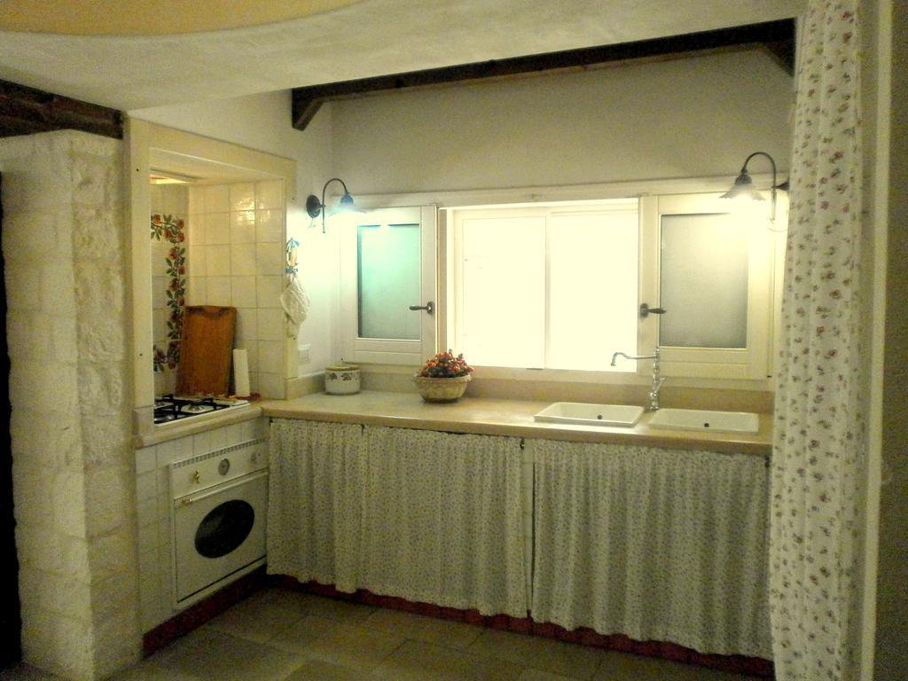 Trullo Villa Giuliana Con Giardino Posizione Panoramica Free Wifi Ostuni Zimmer foto